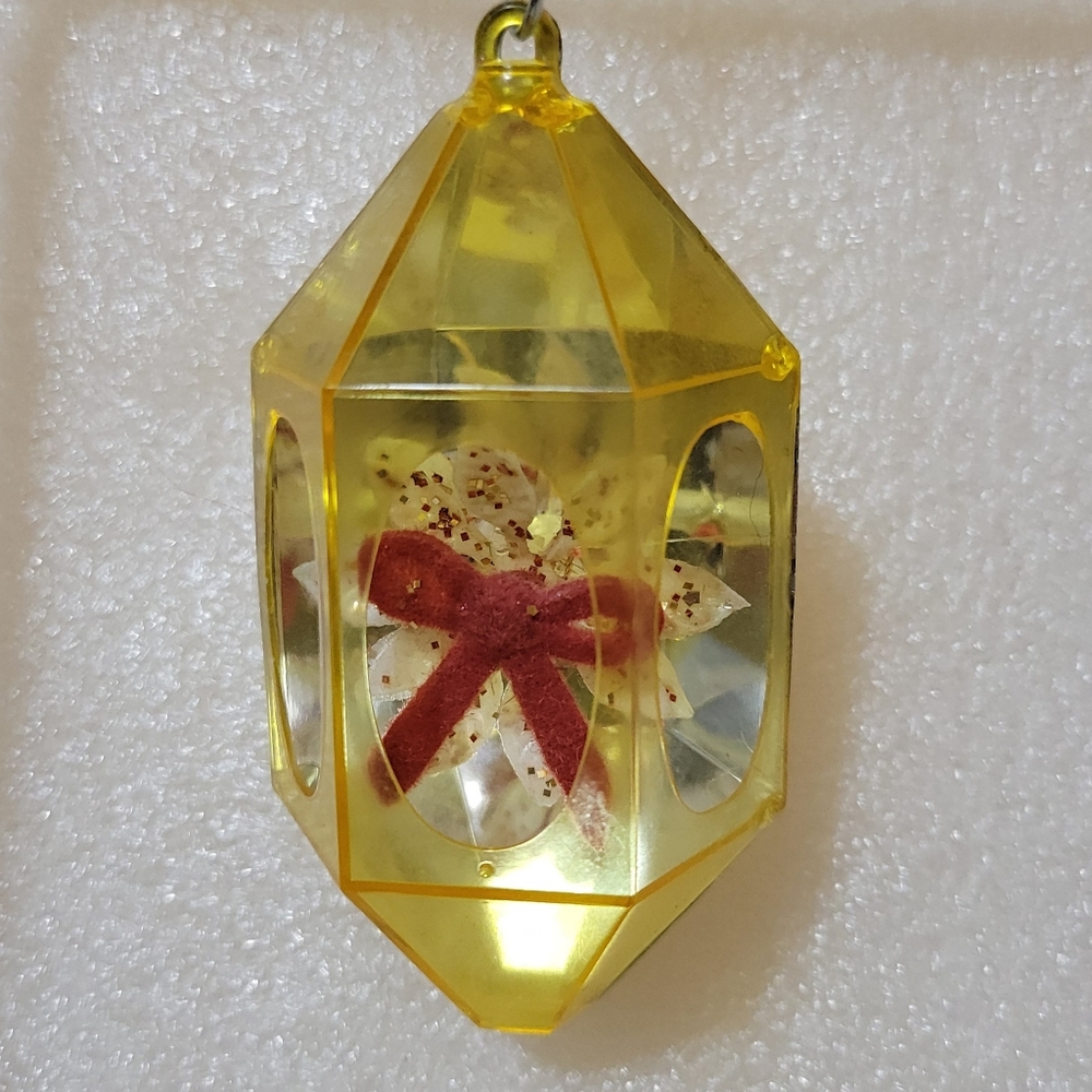Vintage 60s Diorama Plastic Lantern Ornament: White Poinsettia